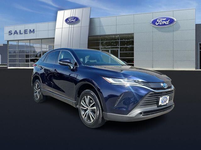 2023 Toyota Venza LE