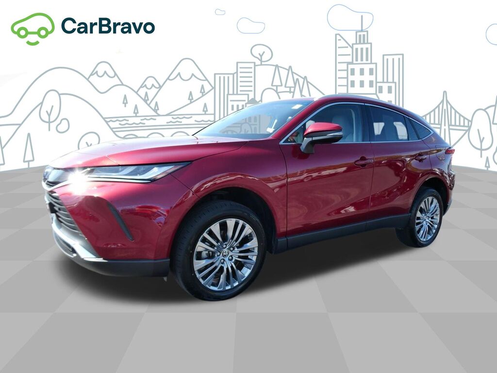 2024 Toyota Venza XLE — photo 1 of 7