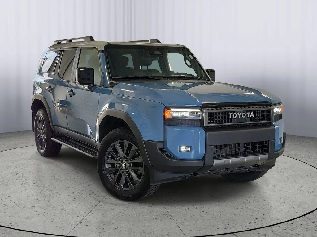 2025 Toyota Land Cruiser Base — photo 1 of 13
