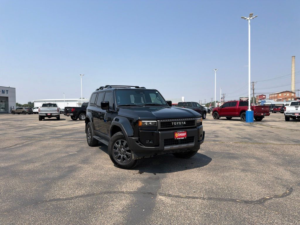 2025 Toyota Land Cruiser — photo 1 of 13