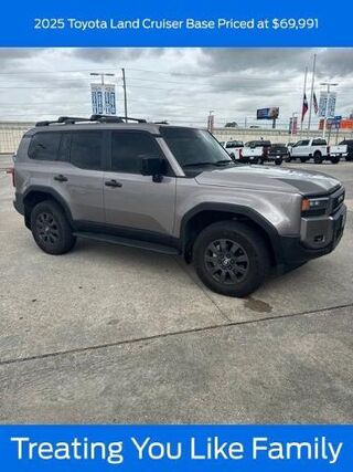 2025 Toyota Land Cruiser Base — photo 1 of 13