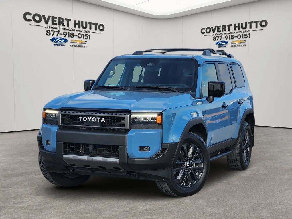 2025 Toyota Land Cruiser Base — photo 1 of 13