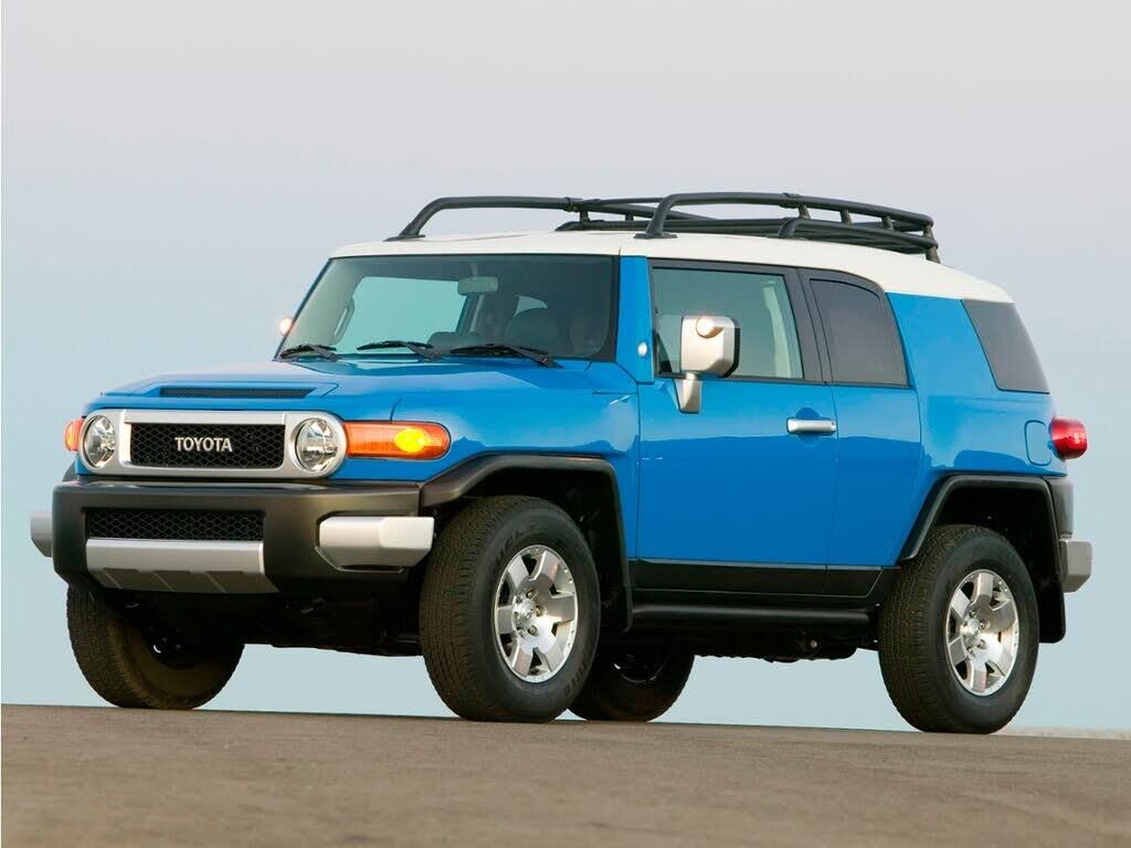 2007 Toyota FJ Cruiser Base — photo 1 of 1