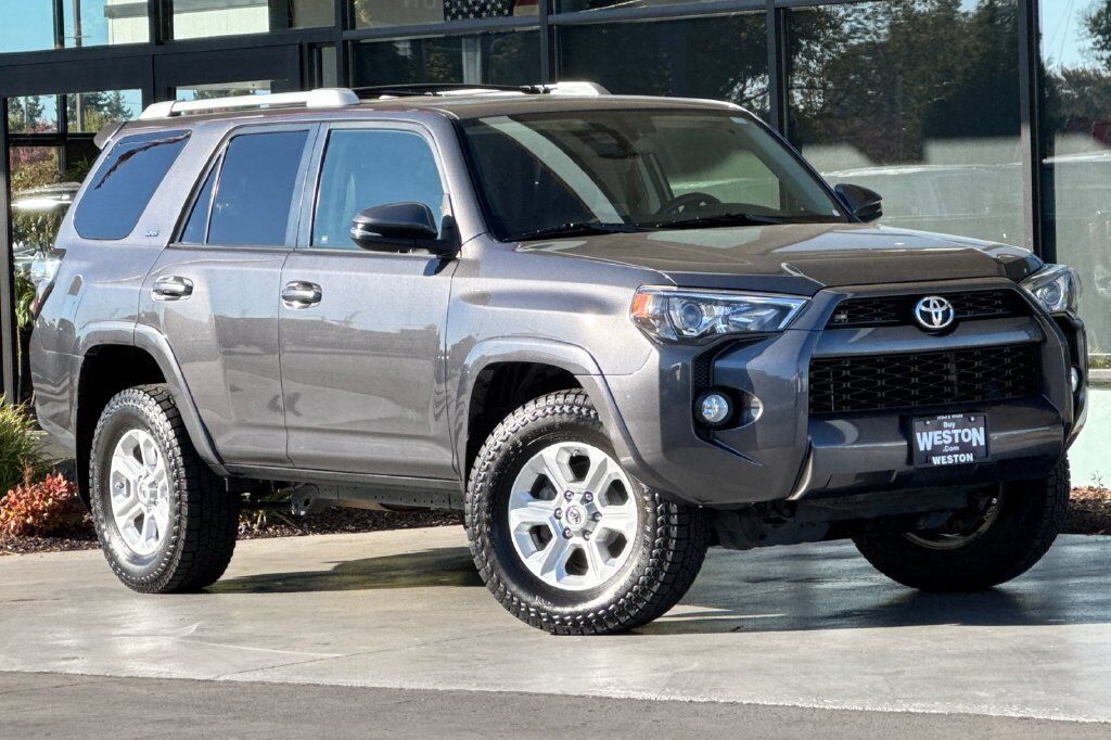 2017 Toyota 4Runner SR5 Premium — photo 1 of 13