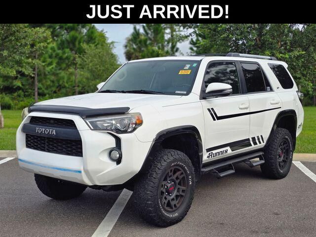 2019 Toyota 4Runner SR5 Premium — photo 1 of 13