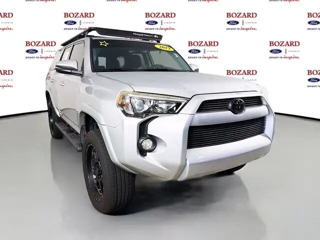 2019 Toyota 4Runner SR5 Premium — photo 1 of 12
