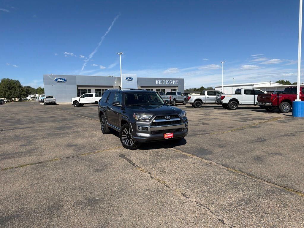 2016 Toyota 4Runner Limited — photo 1 of 13