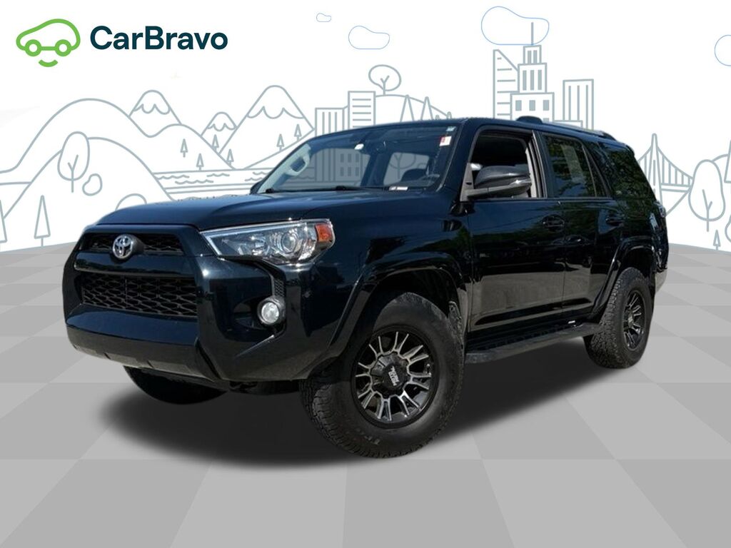 2019 Toyota 4Runner SR5 — photo 1 of 6