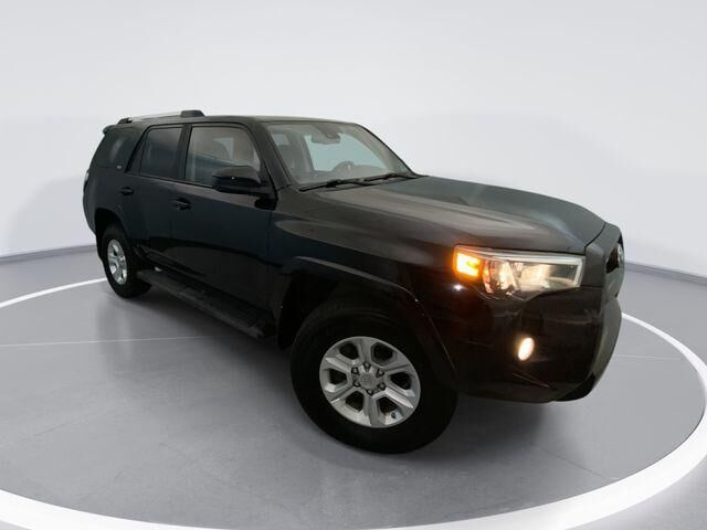 2020 Toyota 4Runner SR5 — photo 1 of 13