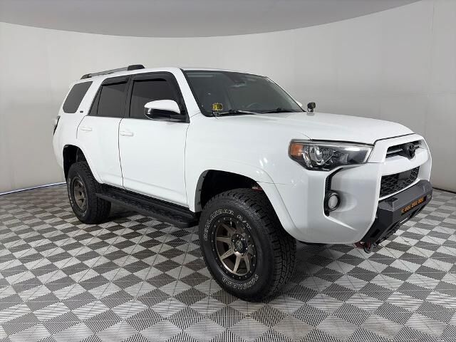 2020 Toyota 4Runner Venture Edition — photo 1 of 26