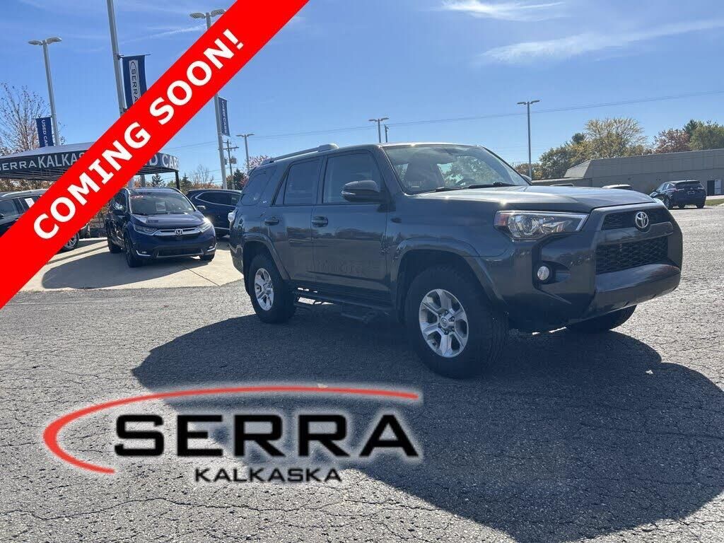2018 Toyota 4Runner SR5 Premium — photo 1 of 1