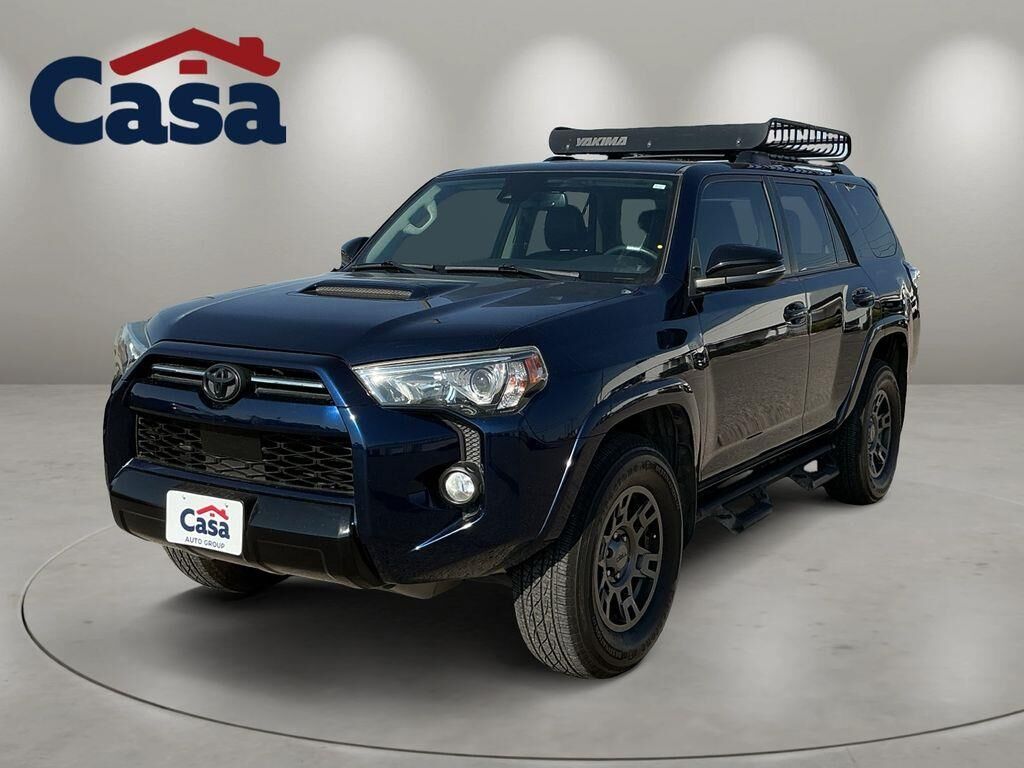 2020 Toyota 4Runner SR5 — photo 1 of 37