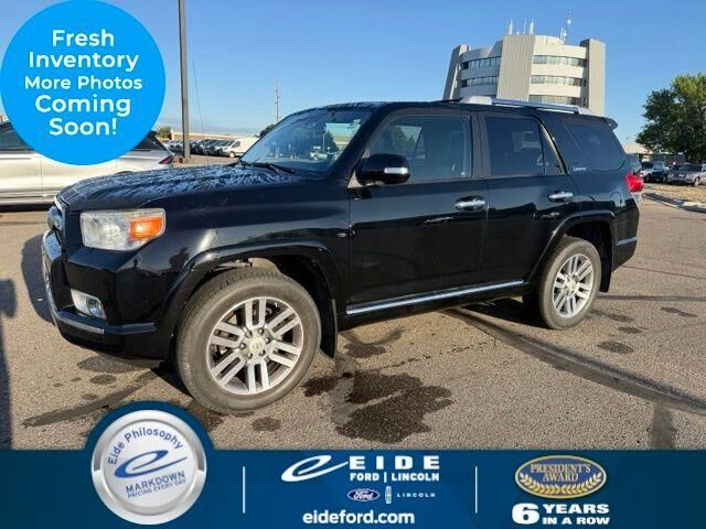 2010 Toyota 4Runner Limited — photo 1 of 26