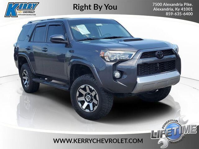 2018 Toyota 4Runner TRD Off-Road — photo 1 of 24