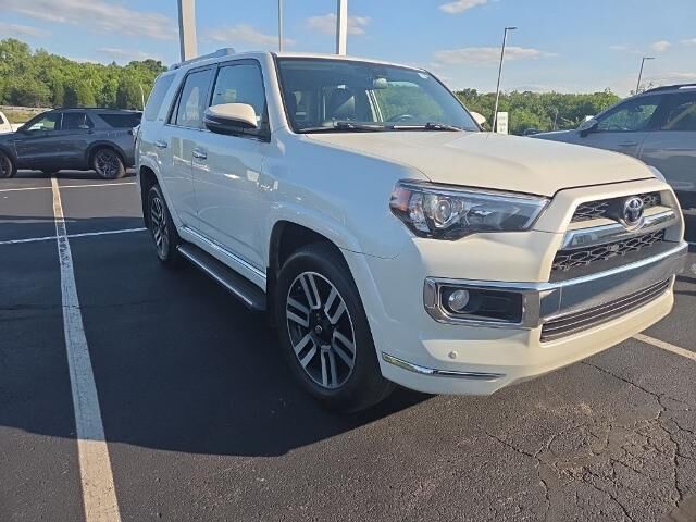 2018 Toyota 4Runner Limited — photo 1 of 39