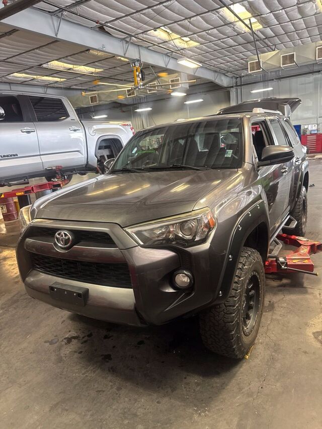 2018 Toyota 4Runner SR5