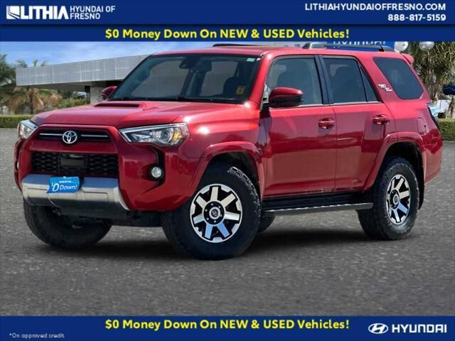 2020 Toyota 4Runner SR5 — photo 1 of 13