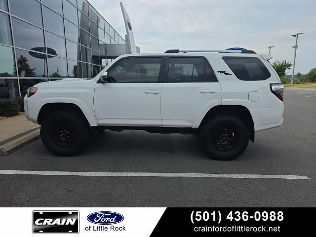 2018 Toyota 4Runner TRD Pro — photo 1 of 2