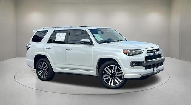 2024 Toyota 4Runner Limited — photo 1 of 39