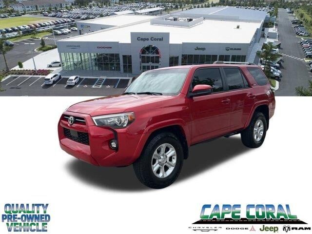 2021 Toyota 4Runner SR5 — photo 1 of 65