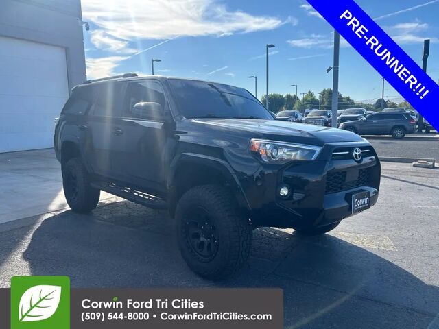 2022 Toyota 4Runner SR5