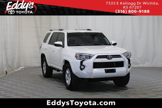 2021 Toyota 4Runner SR5 — photo 1 of 13