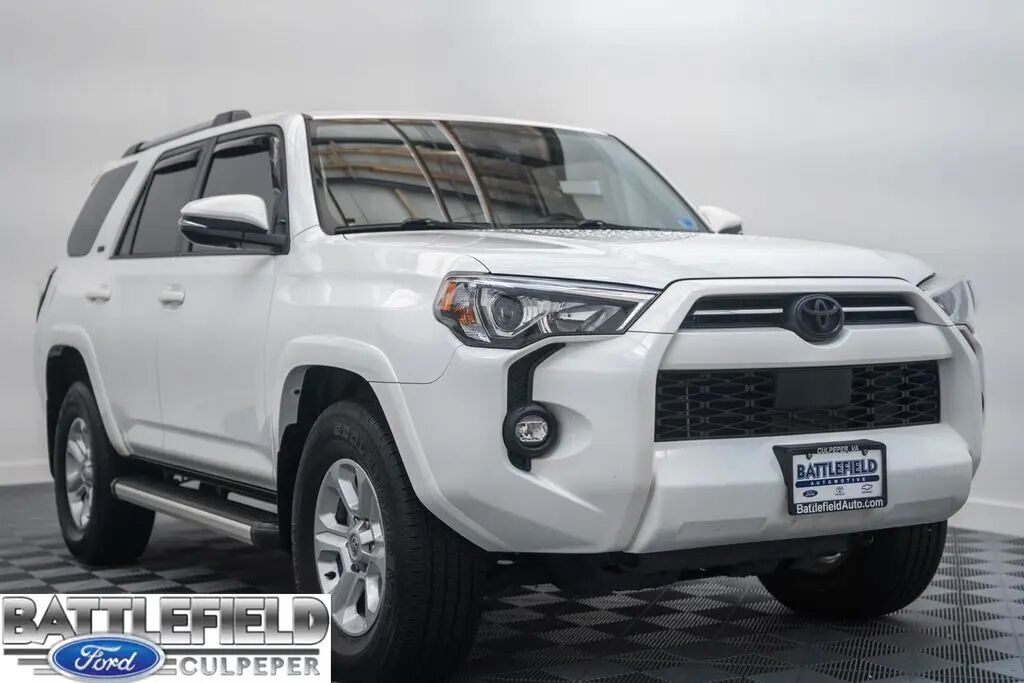 2023 Toyota 4Runner SR5 Premium — photo 1 of 27