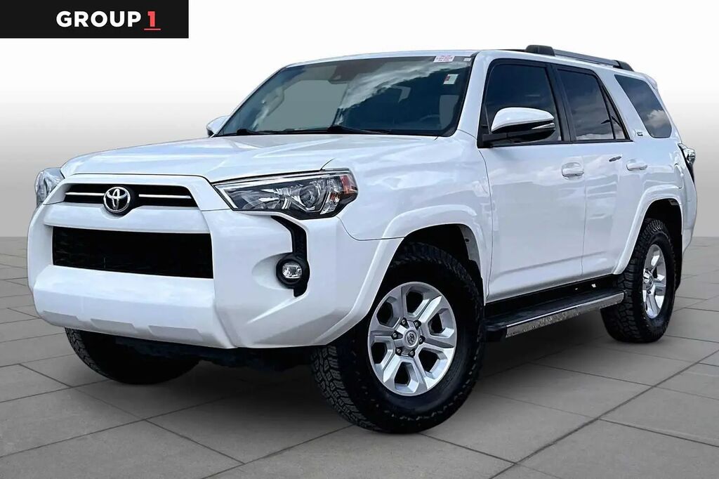 2021 Toyota 4Runner SR5 Premium — photo 1 of 36