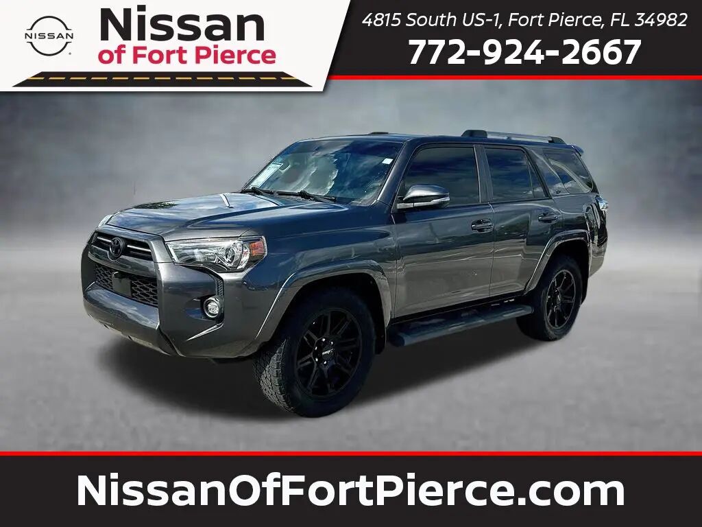 2022 Toyota 4Runner SR5 Premium — photo 1 of 13