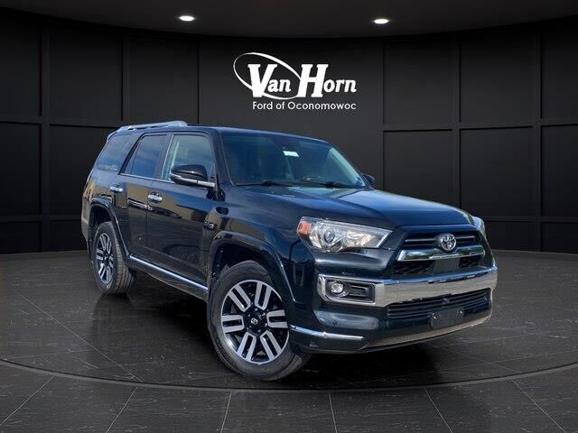 2022 Toyota 4Runner Limited — photo 1 of 13