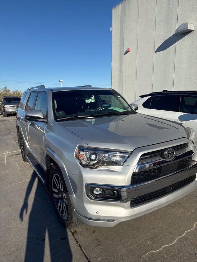 2024 Toyota 4Runner Limited — photo 1 of 2