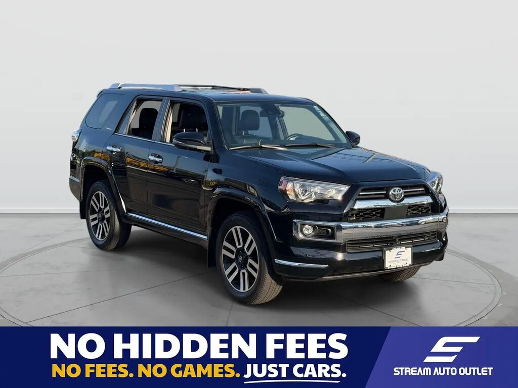 2022 Toyota 4Runner Limited — photo 1 of 10