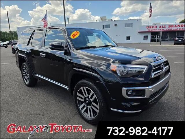 2022 Toyota 4Runner Limited — photo 1 of 13
