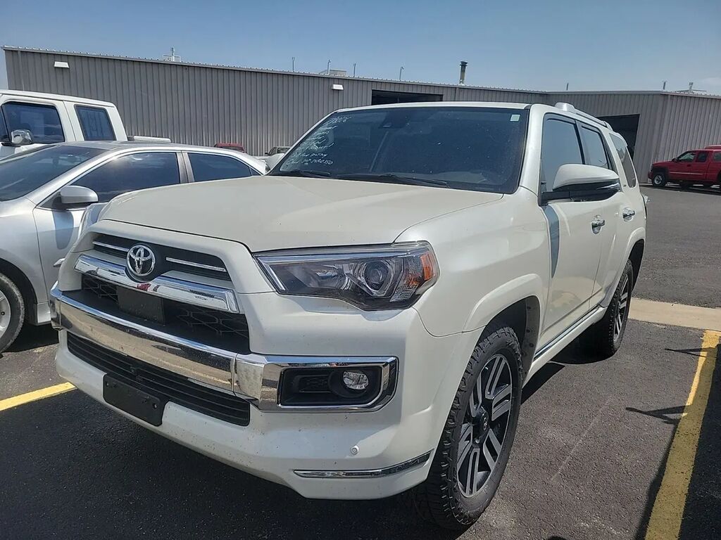 2022 Toyota 4Runner Limited — photo 1 of 5