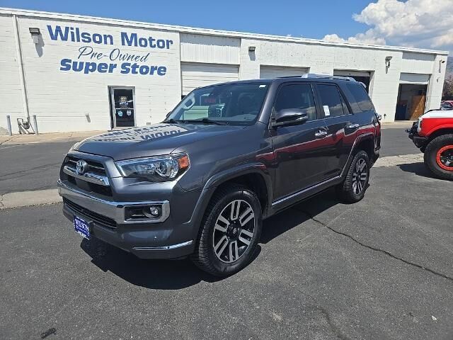 2023 Toyota 4Runner Limited — photo 1 of 26