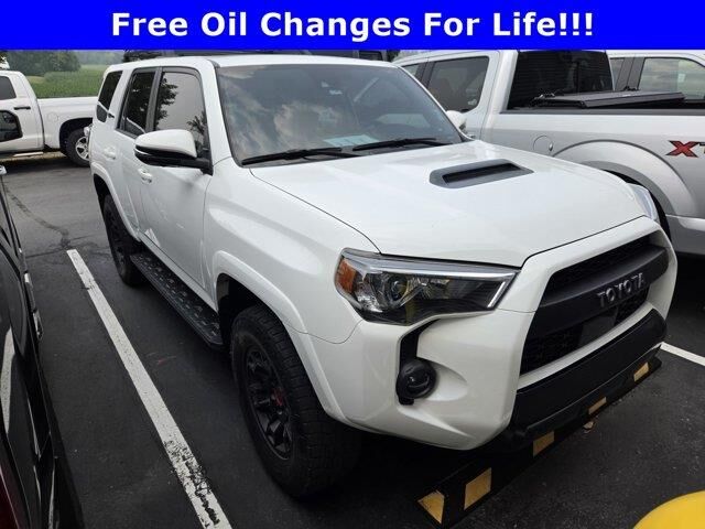 2023 Toyota 4Runner TRD Pro — photo 1 of 30