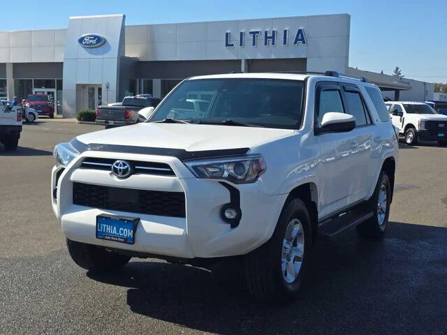 2022 Toyota 4Runner SR5