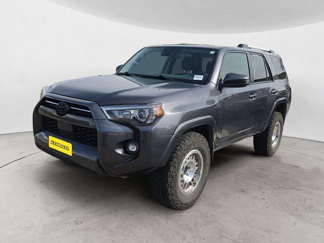 2022 Toyota 4Runner SR5 — photo 1 of 28