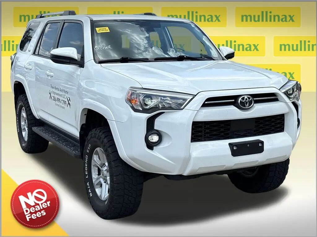 2021 Toyota 4Runner SR5 — photo 1 of 28