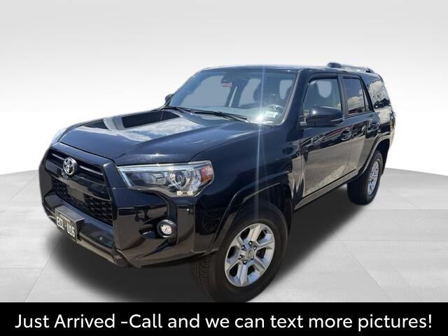 2023 Toyota 4Runner SR5 Premium — photo 1 of 26