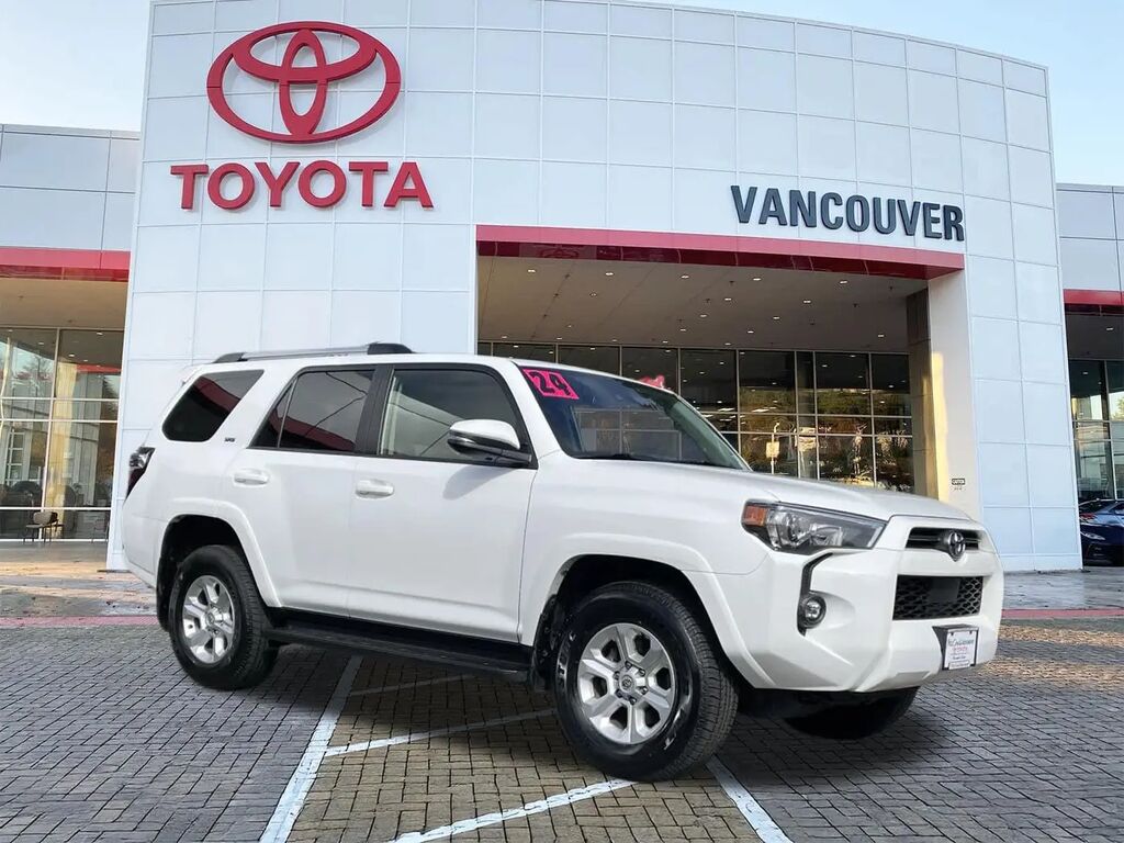 2024 Toyota 4Runner SR5 Premium — photo 1 of 13