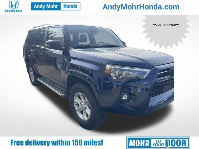2024 Toyota 4Runner SR5 Premium — photo 1 of 4