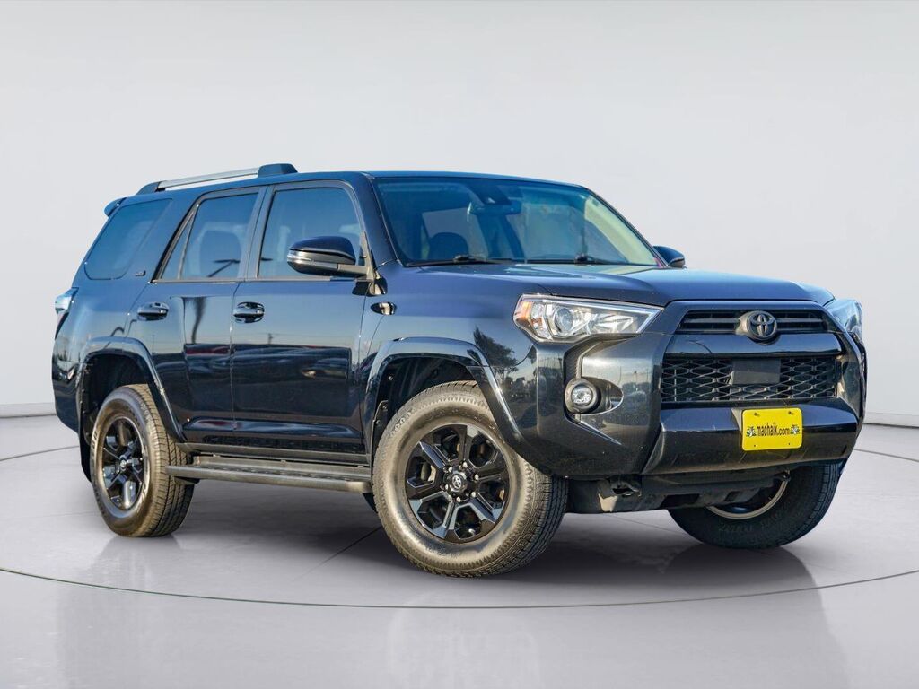 2021 Toyota 4Runner SR5 Premium — photo 1 of 1