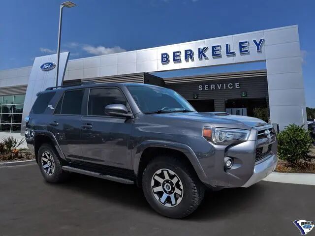 2022 Toyota 4Runner TRD Off-Road