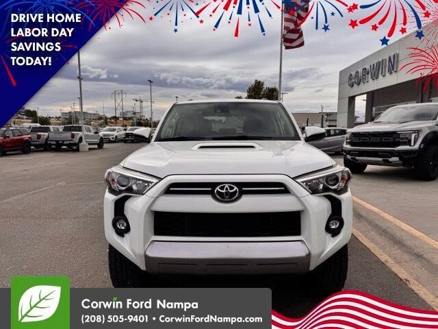 2022 Toyota 4Runner TRD Off-Road