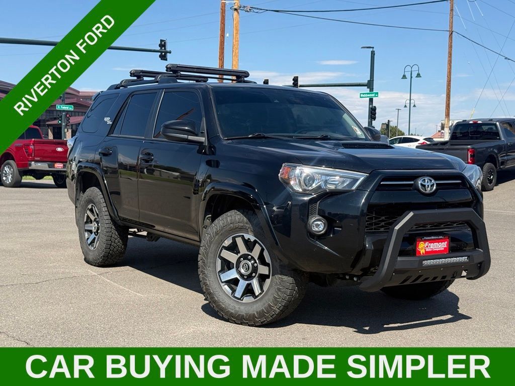 2024 Toyota 4Runner TRD Off-Road — photo 1 of 13