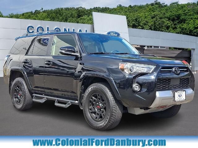 2024 Toyota 4Runner TRD Off-Road Premium — photo 1 of 26