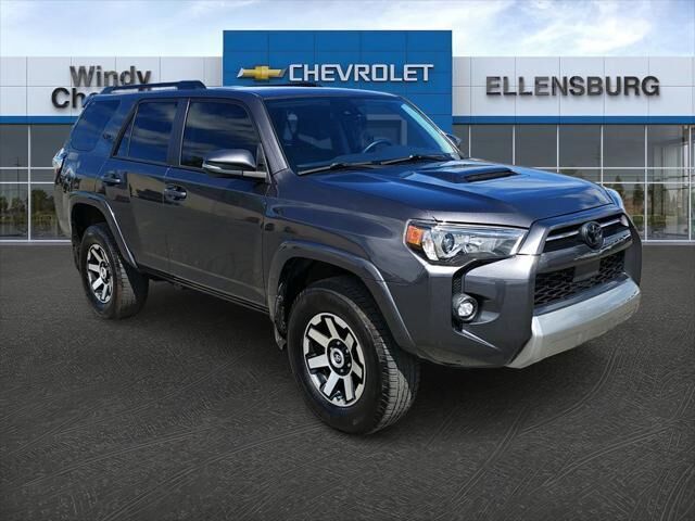 2021 Toyota 4Runner TRD Off-Road Premium — photo 1 of 49