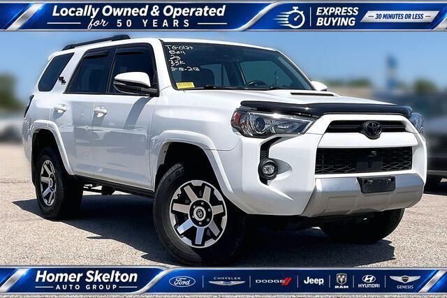 2023 Toyota 4Runner TRD Off-Road Premium — photo 1 of 9