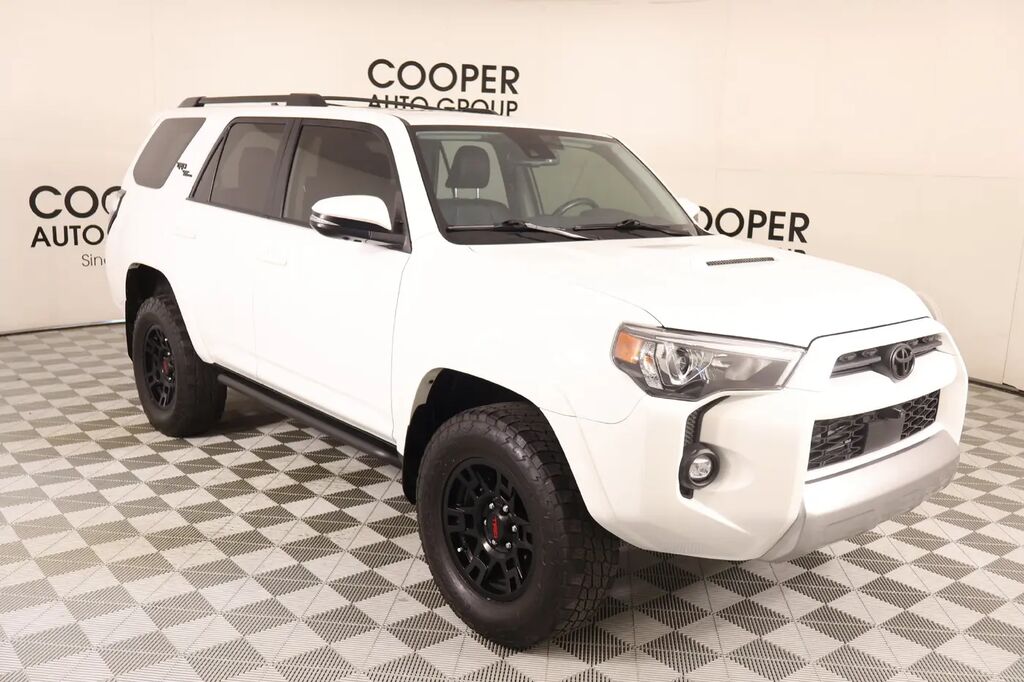 2024 Toyota 4Runner TRD Off-Road Premium — photo 1 of 13